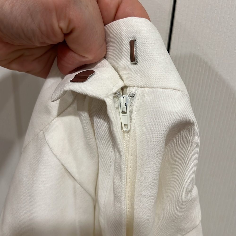 ZARA Pleated Elastic Back Shorts Womens White Size Large - Picture 5 of 8